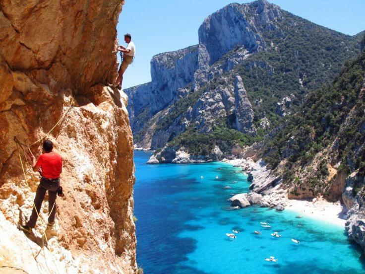 Holiday Home Golfo Di Orosei 卡拉古诺内 外观 照片
